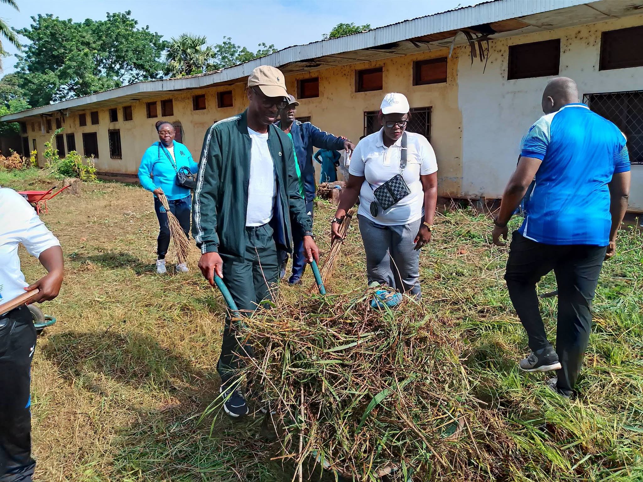 OPÉRATION "KWA TI KODRO : LE MINISTÈRE DE l’ÉCONOMIE NUMÉRIQUE, DES POSTES ET TÉLÉCOMMUNICATIONS RELANCE LA SOCATEL À LAKOUANGA. — photo 4